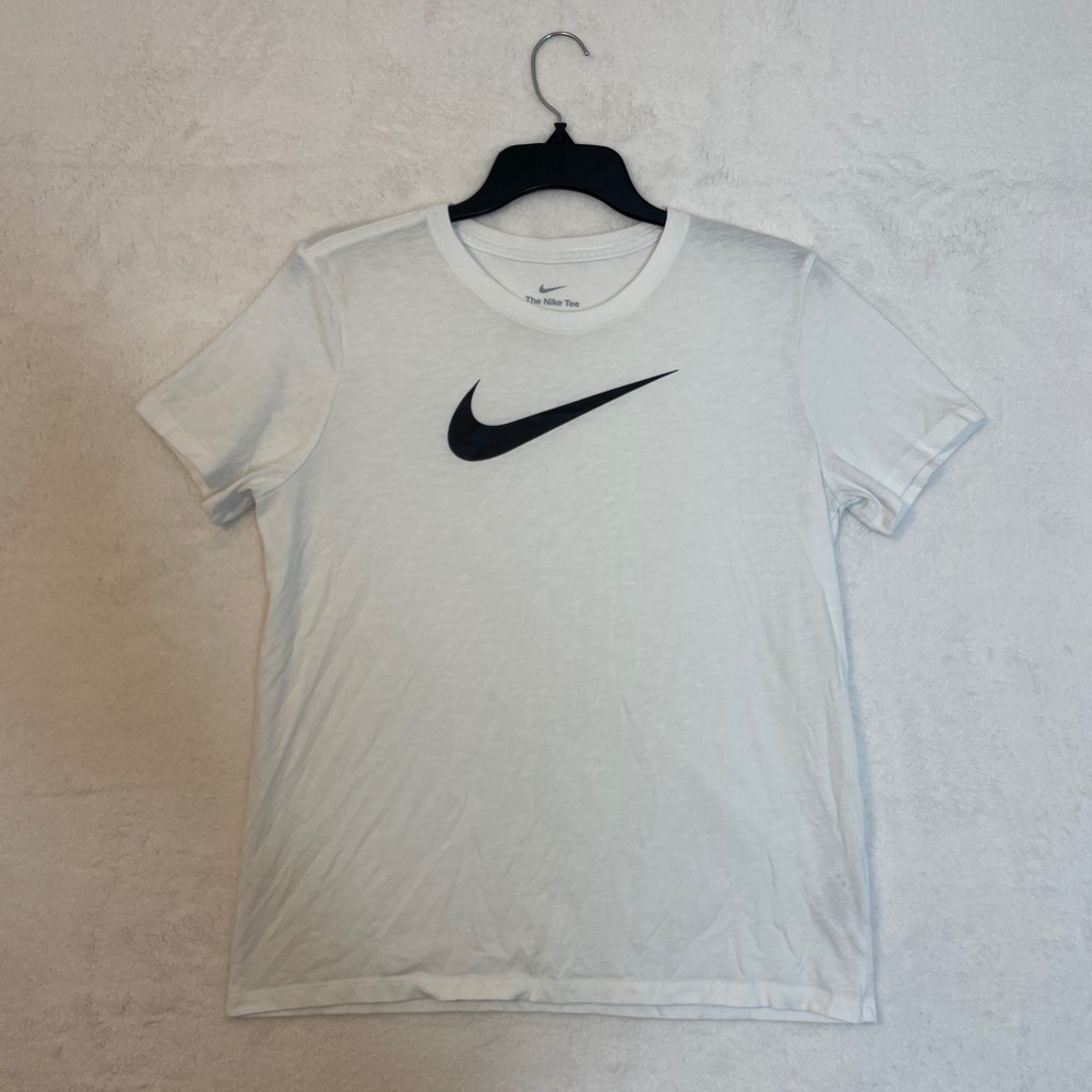 Nike Dri-FIT Tee White Black Swoosh Logo Short Sleeve T-Shirt Mens‎ Medium
